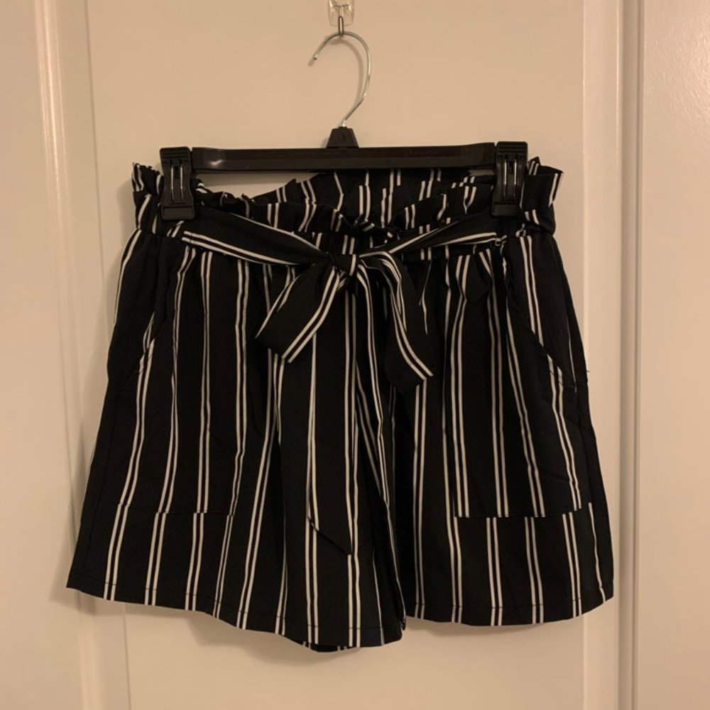 SHIEN Stripped Flowy Shorts